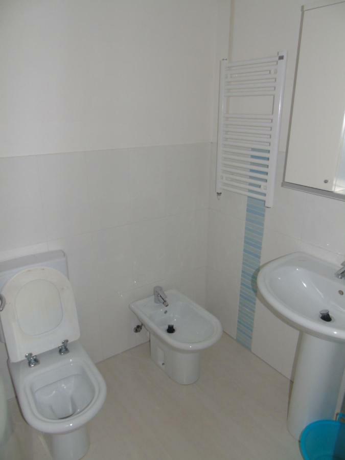 Condominio Nautilus Линяно Сабиадоро Екстериор снимка