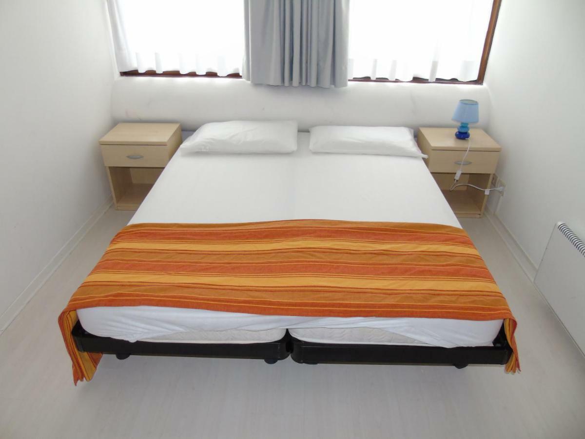 Condominio Nautilus Линяно Сабиадоро Екстериор снимка